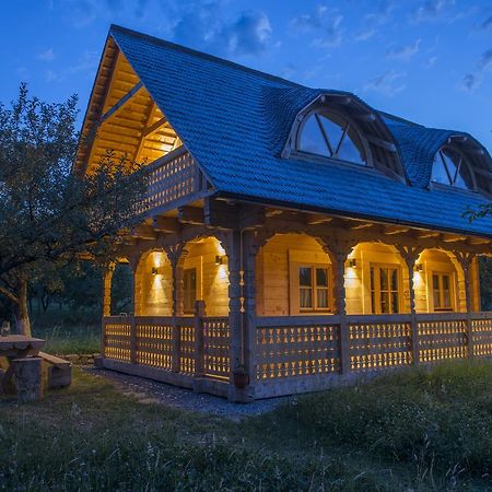 Magnolia Resort Chalets Vişeu de Sus Exterior foto