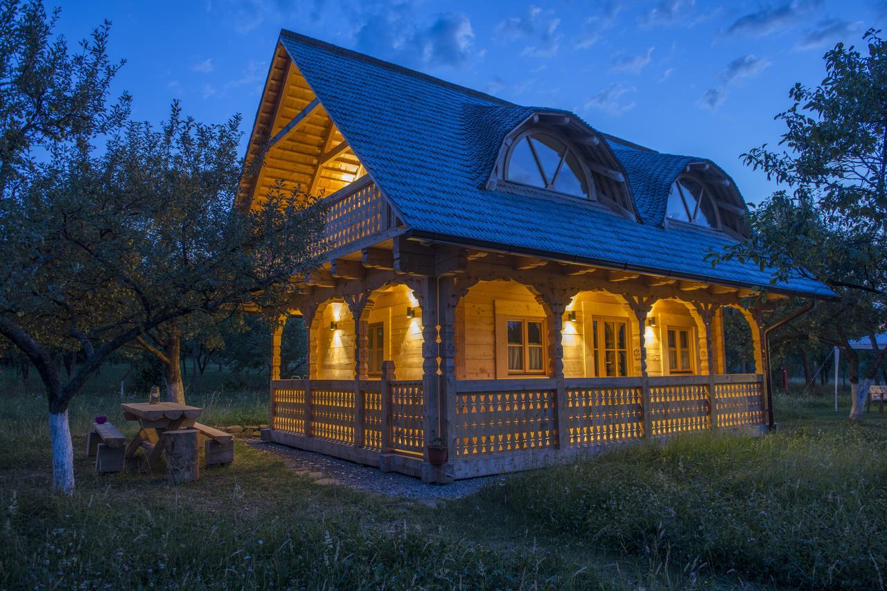 Magnolia Resort Chalets Vişeu de Sus Exterior foto